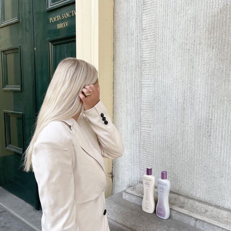BioSilk Farbtherapie Shampoo 1