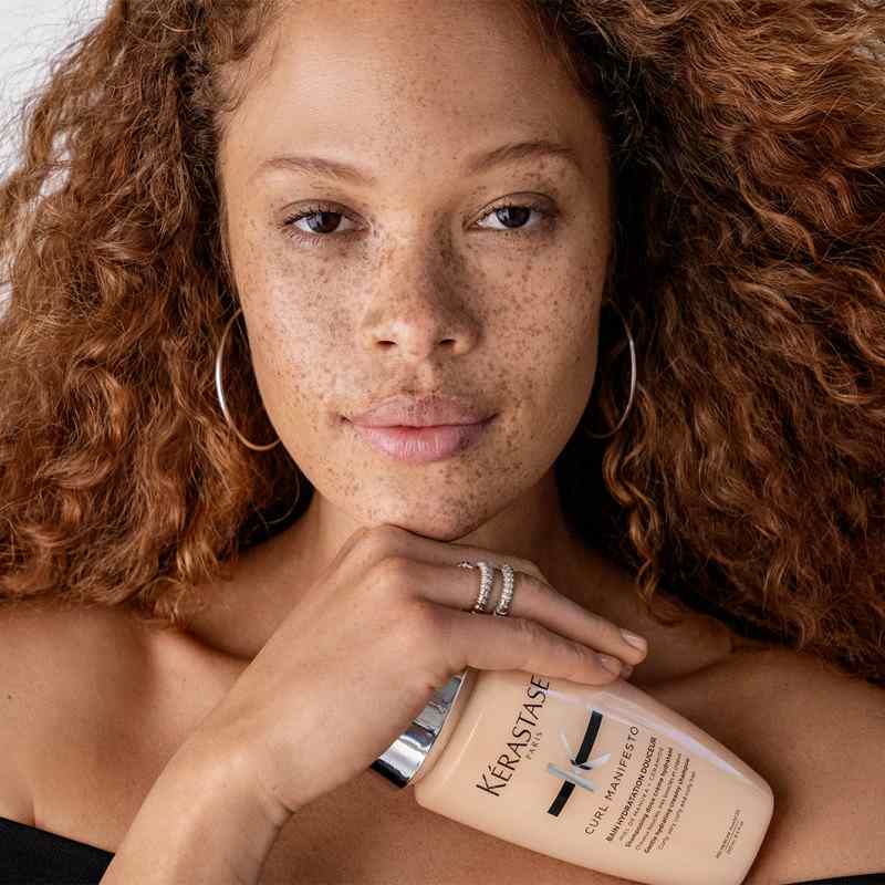 Kérastase Curl Manifesto Bain Hydratation Douceur Shampoo für Locken Visuell