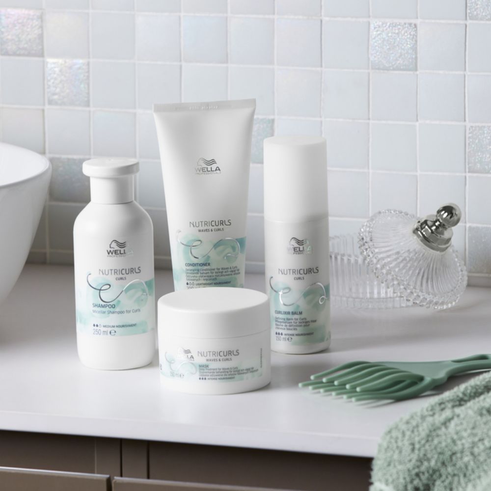Wella Professionals Nutricurls Spülung Atmosphäre